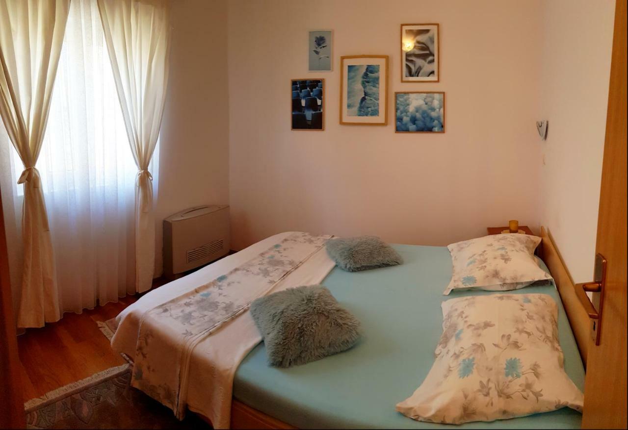 Apartments Dvor Baška Voda Buitenkant foto